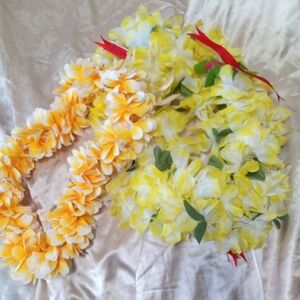 Yellow Floral Lei